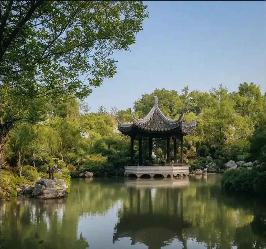 福建雨寒司机有限公司